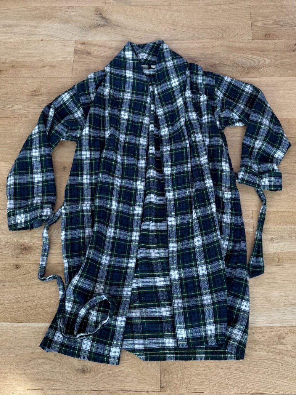 L. L. Bean Men's Scotch Plaid Flannel Robe